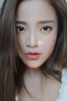吉泽明步